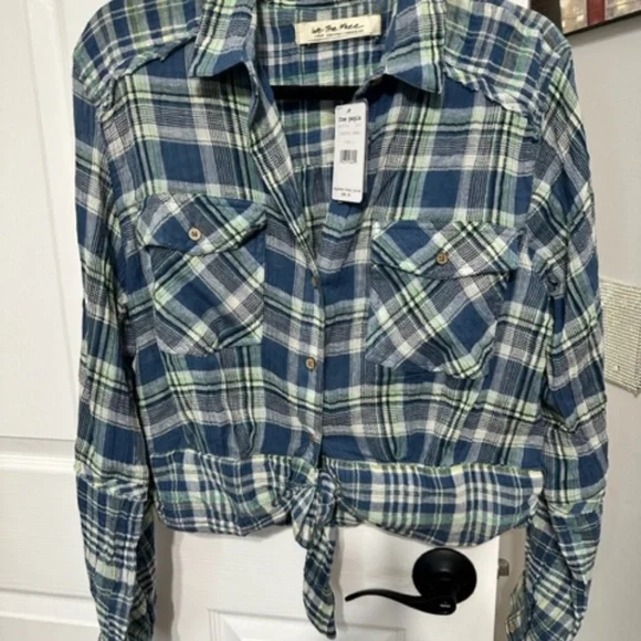 New Free People Plaid Chambray Combo Tie Front Top Cotton Blend size Large - Picture 3 of 3
